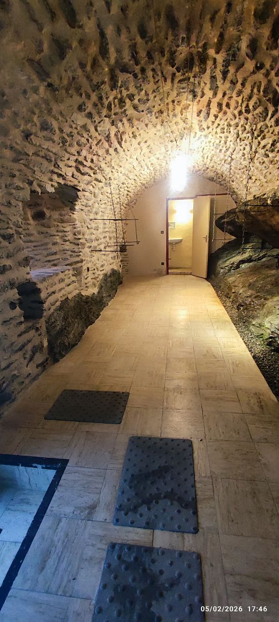 Vue intérieure du local commercial Belcastel